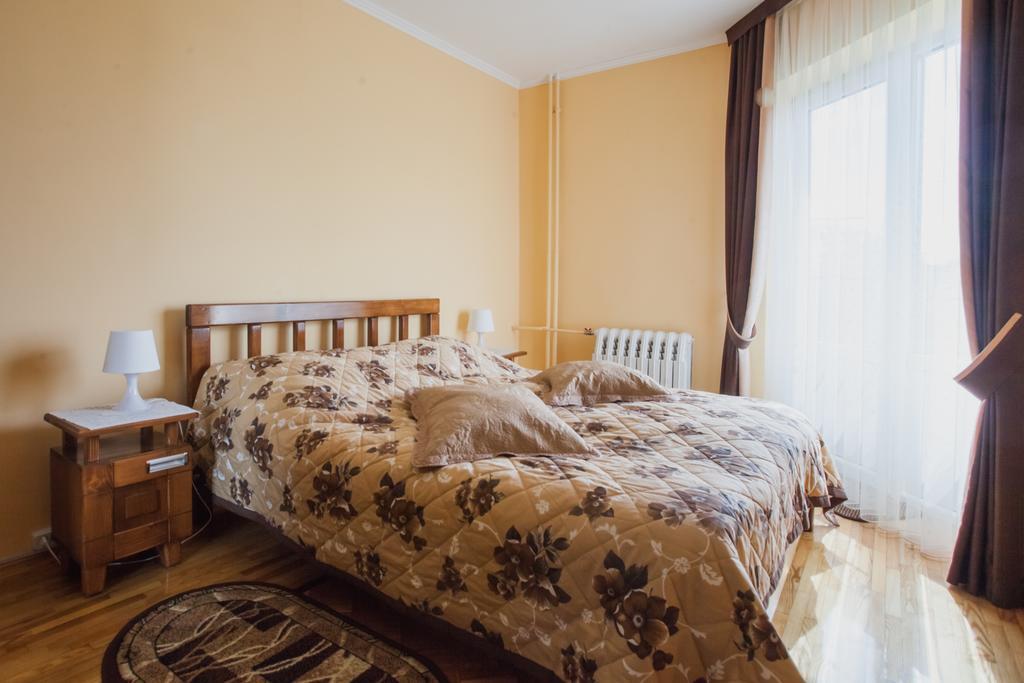 Saxony Dim Διαμέρισμα Chernivtsi Εξωτερικό φωτογραφία