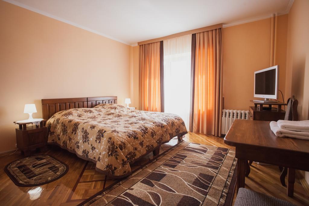 Saxony Dim Διαμέρισμα Chernivtsi Εξωτερικό φωτογραφία