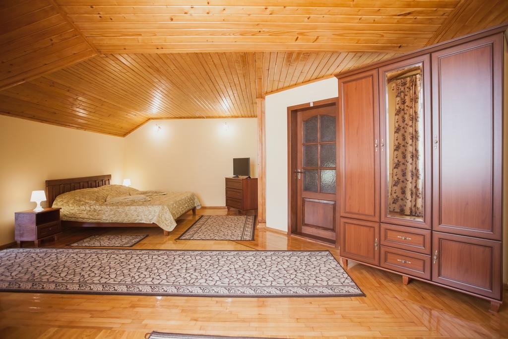 Saxony Dim Διαμέρισμα Chernivtsi Εξωτερικό φωτογραφία